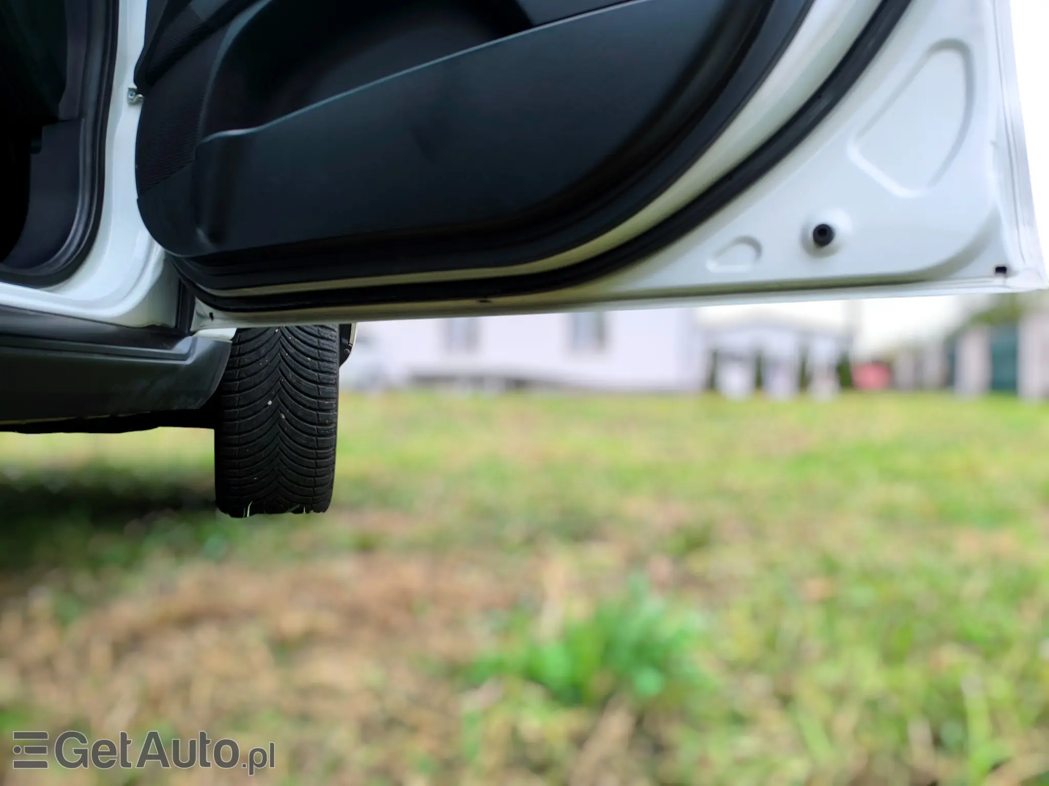 PEUGEOT 4007 Platinum