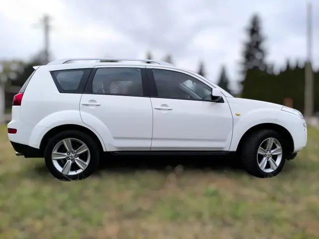 PEUGEOT 4007 Platinum