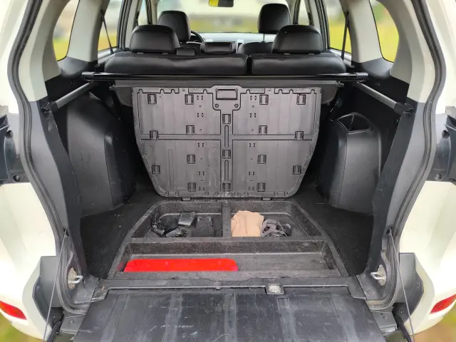 PEUGEOT 4007 Platinum