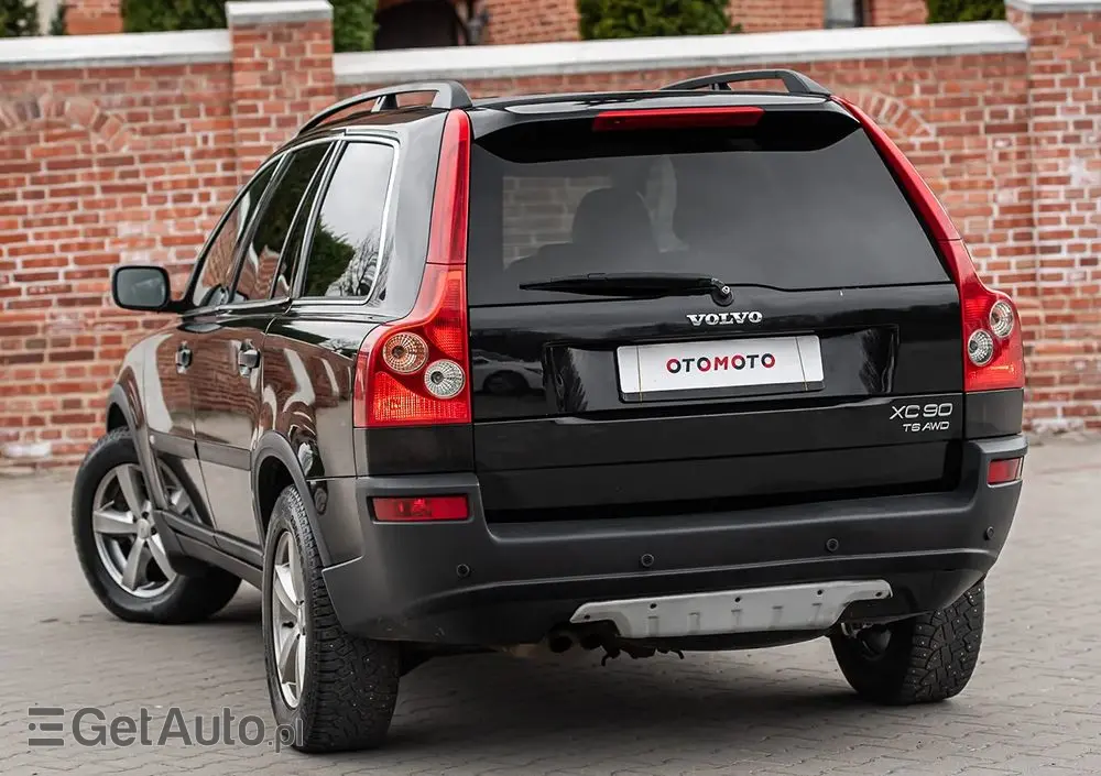 VOLVO XC 90 T6 Momentum