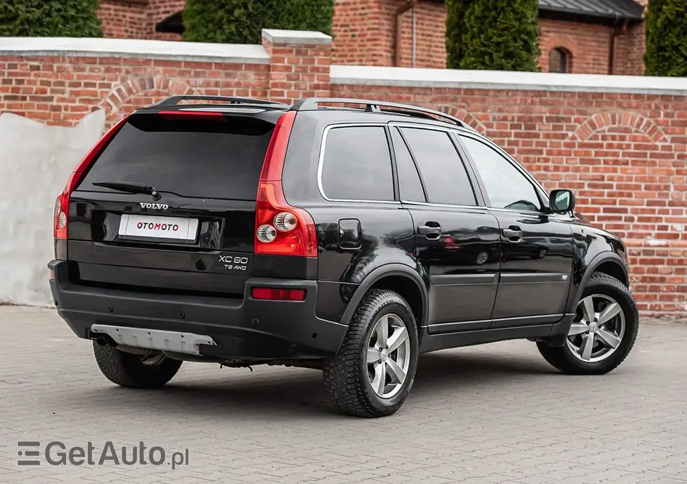 VOLVO XC 90 T6 Momentum