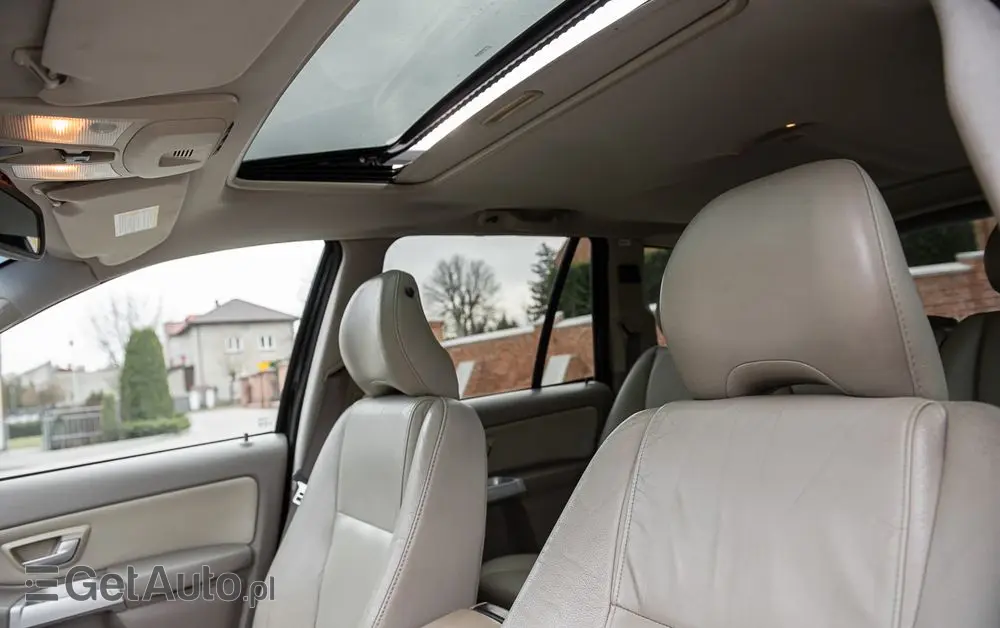 VOLVO XC 90 T6 Momentum