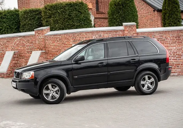 VOLVO XC 90 T6 Momentum