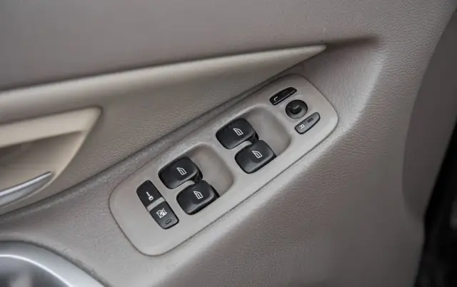 VOLVO XC 90 T6 Momentum