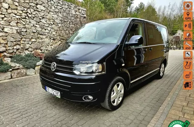 VOLKSWAGEN Multivan 