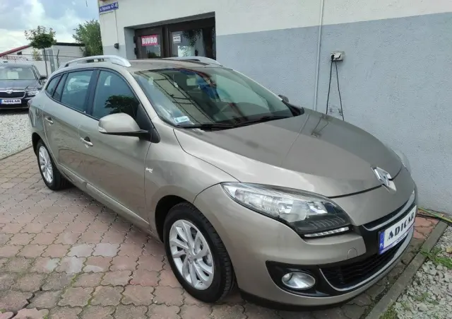 RENAULT Megane 