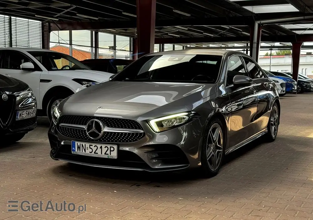 MERCEDES-BENZ Klasa A 200 AMG Line 7G-DCT