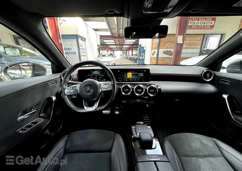 MERCEDES-BENZ Klasa A 200 AMG Line 7G-DCT