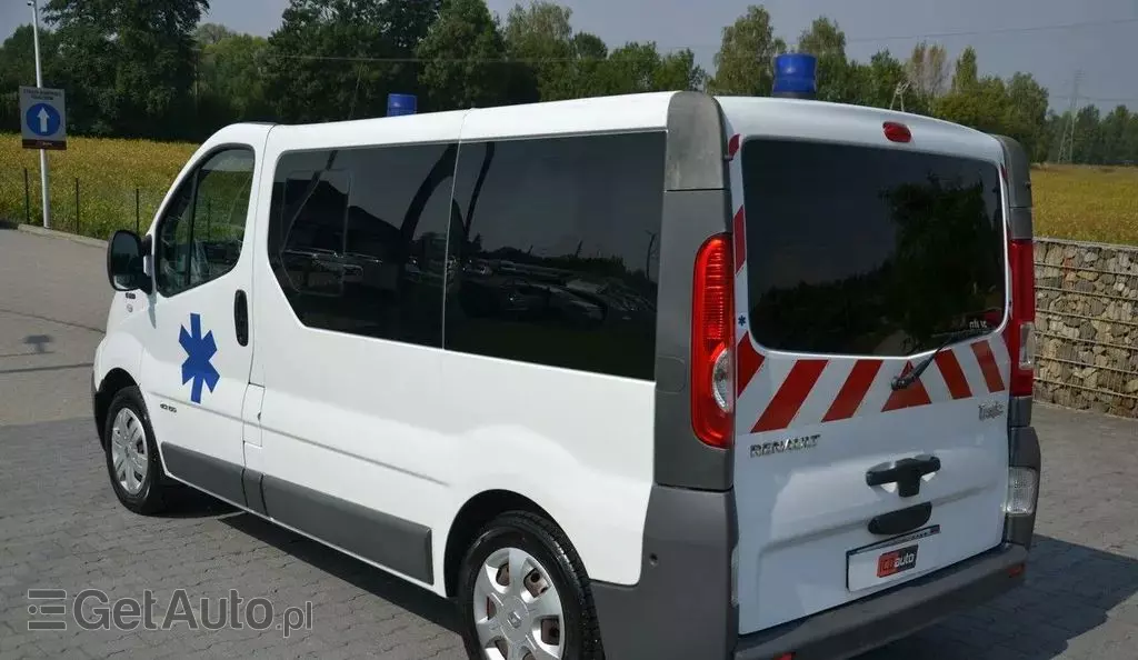 RENAULT Trafic 