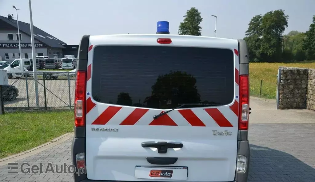 RENAULT Trafic 