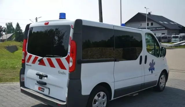 RENAULT Trafic 