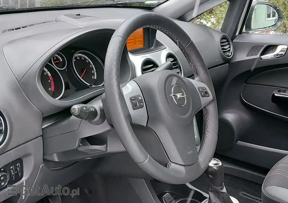 OPEL Corsa 1.4 16V 150 Jahre