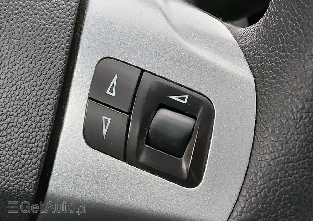 OPEL Corsa 1.4 16V 150 Jahre