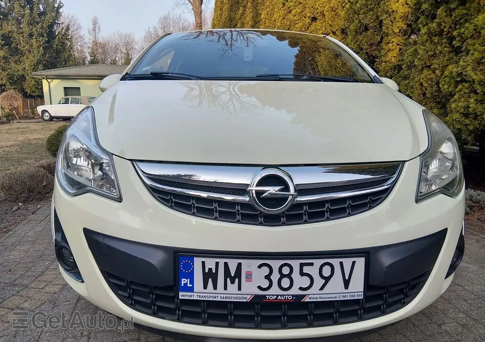 OPEL Corsa 1.4 16V 150 Jahre