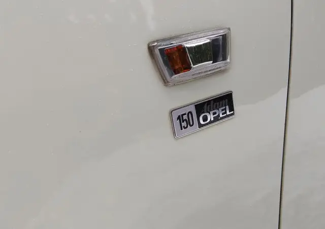 OPEL Corsa 1.4 16V 150 Jahre