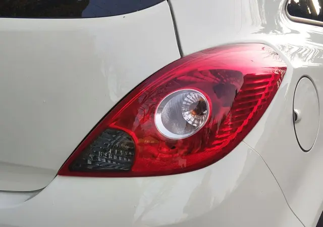 OPEL Corsa 1.4 16V 150 Jahre