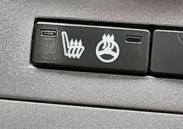 OPEL Corsa 1.4 16V 150 Jahre