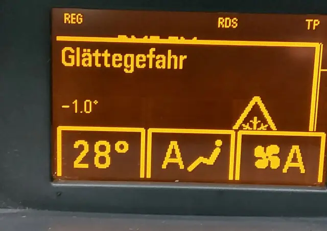 OPEL Corsa 1.4 16V 150 Jahre