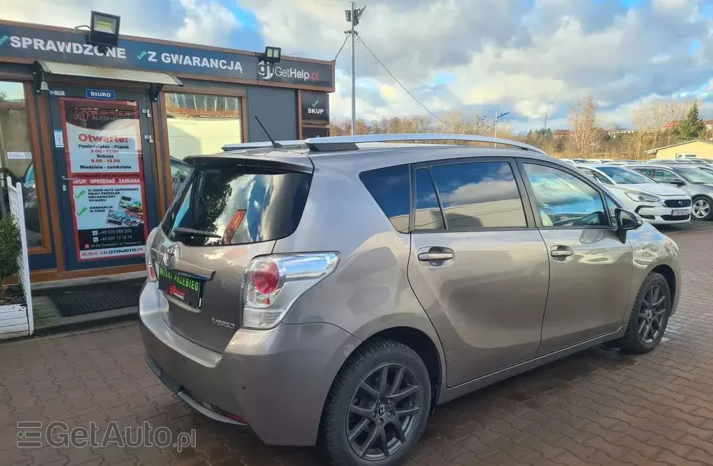 TOYOTA Verso 1.8 Valvematic (147 KM)