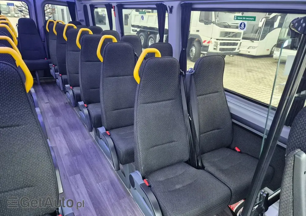 MERCEDES-BENZ SPRINTER/ 23 MIEJSCA + STOJĄCE/ 67 000 KM / KLIMA 