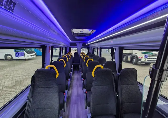 MERCEDES-BENZ SPRINTER/ 23 MIEJSCA + STOJĄCE/ 67 000 KM / KLIMA 