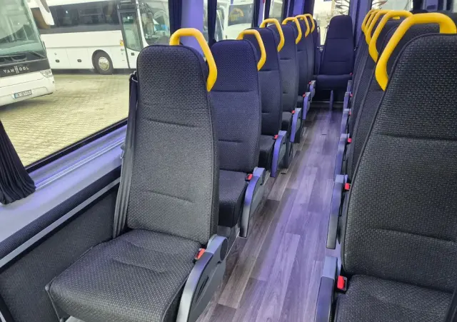 MERCEDES-BENZ SPRINTER/ 23 MIEJSCA + STOJĄCE/ 67 000 KM / KLIMA 