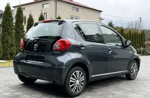 TOYOTA Aygo 
