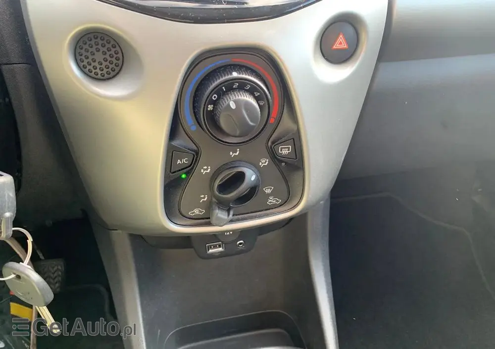 CITROËN C1 1.2 Pure Tech Shine