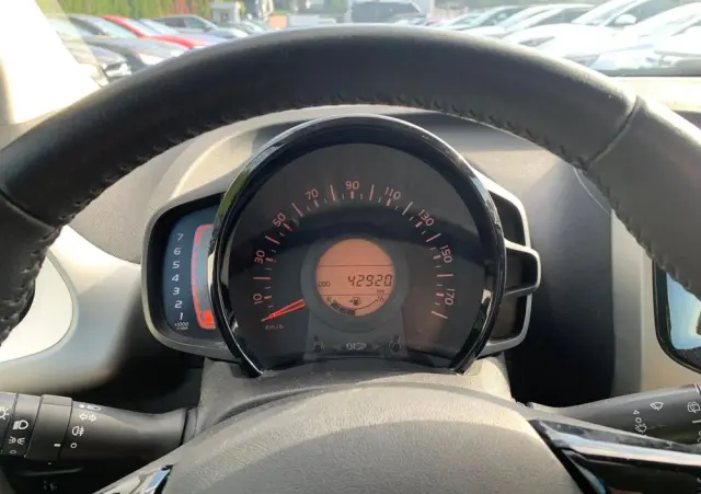 CITROËN C1 1.2 Pure Tech Shine