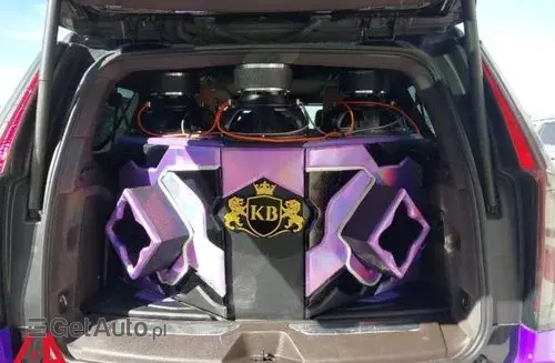 CADILLAC Escalade 