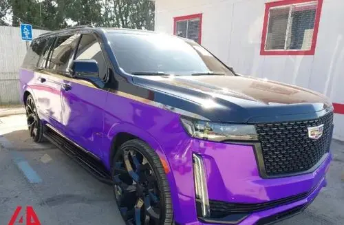CADILLAC Escalade 