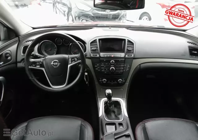 OPEL Insignia 2.0 Turbo Design Edition