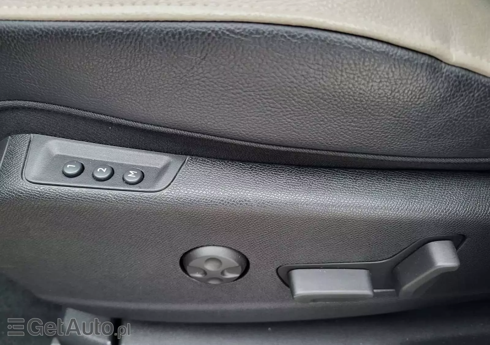 DS AUTOMOBILES DS 7 Crossback 1.6 E-Tense 4x4 Bastille