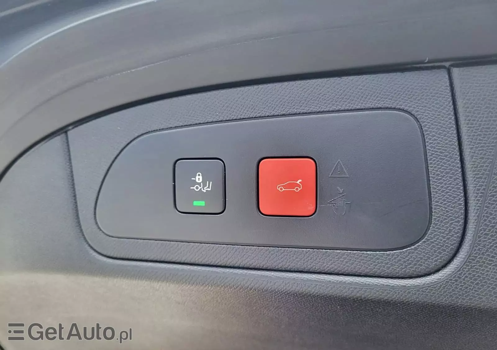 DS AUTOMOBILES DS 7 Crossback 1.6 E-Tense 4x4 Bastille