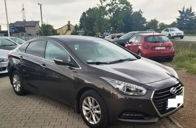 HYUNDAI I40 