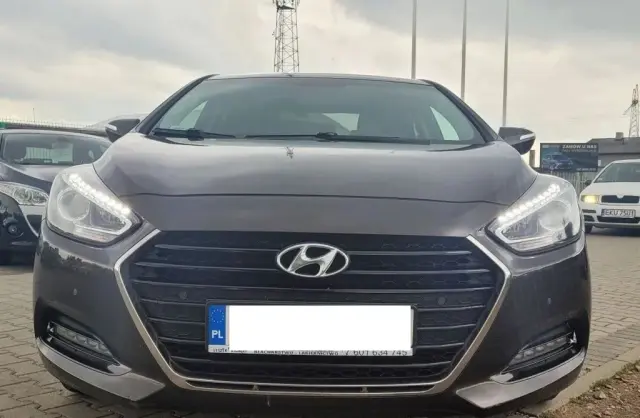 HYUNDAI I40 