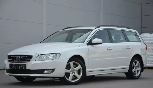 VOLVO V70 