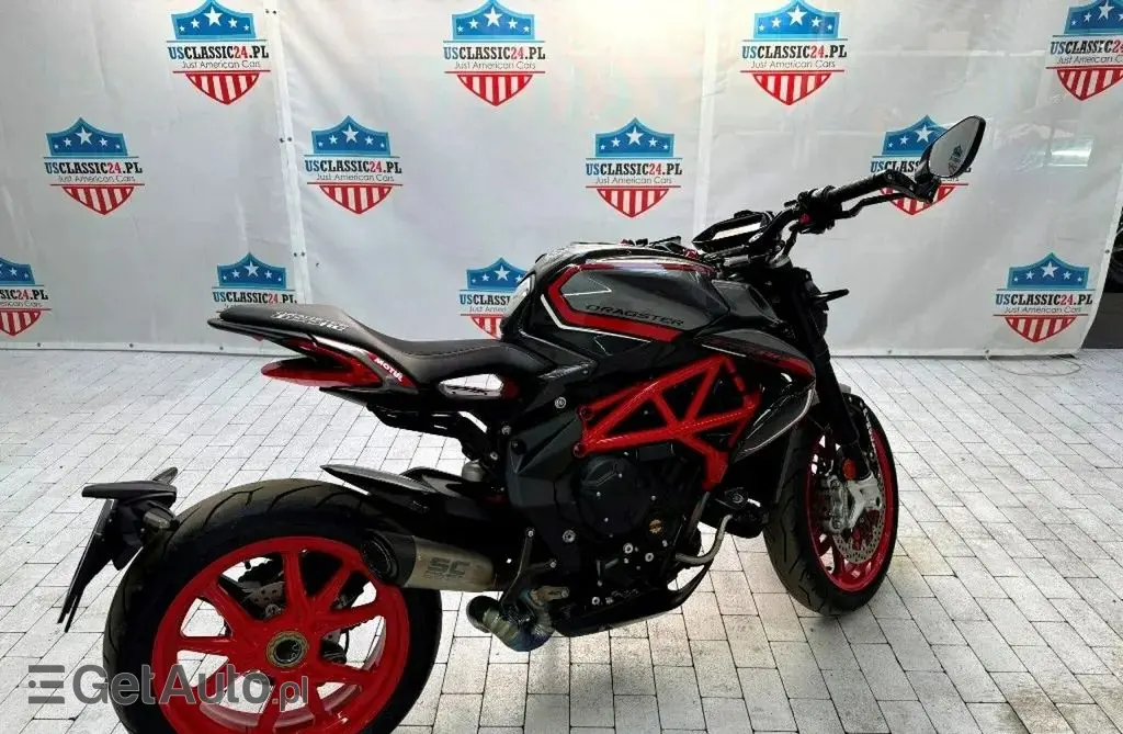MV AGUSTA Dragster 800 RR 