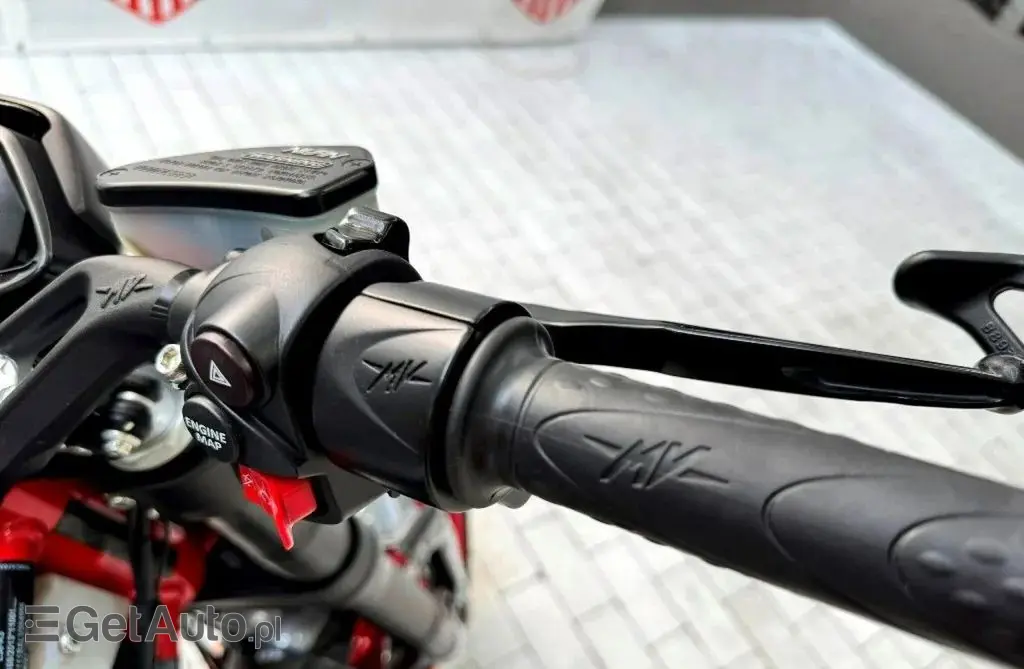 MV AGUSTA Dragster 800 RR 