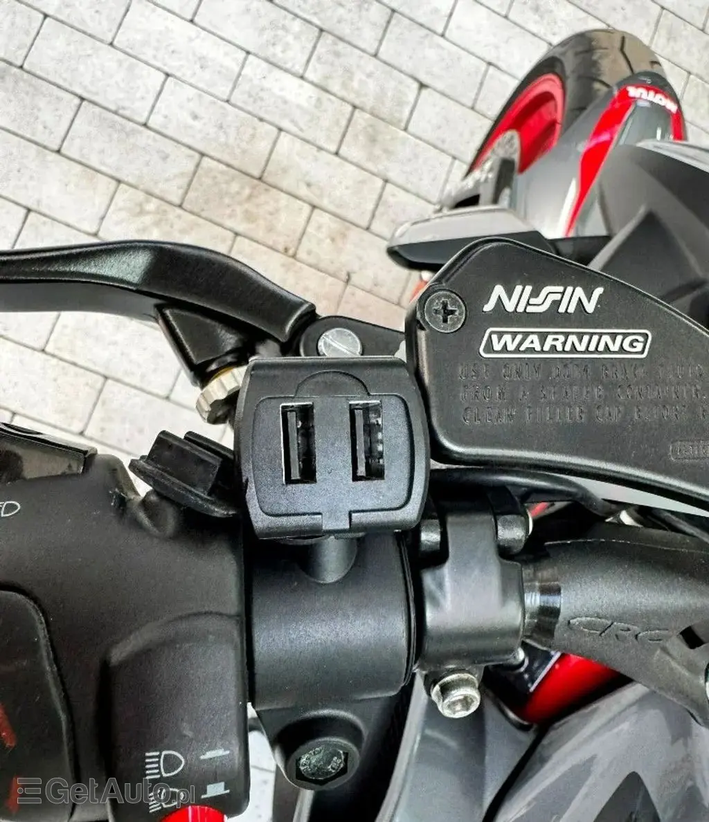 MV AGUSTA Dragster 800 RR 