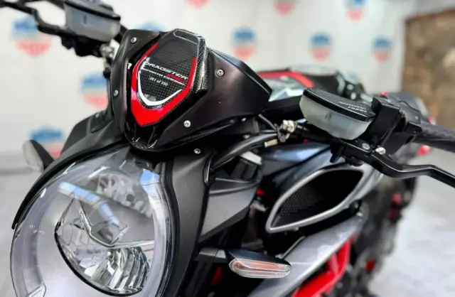 MV AGUSTA Dragster 800 RR 