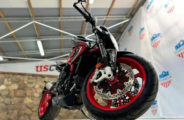 MV AGUSTA Dragster 800 RR 