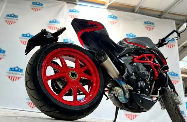 MV AGUSTA Dragster 800 RR 