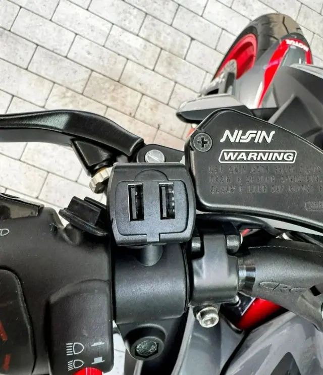 MV AGUSTA Dragster 800 RR 