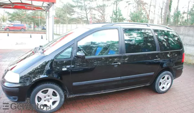 VOLKSWAGEN Sharan 