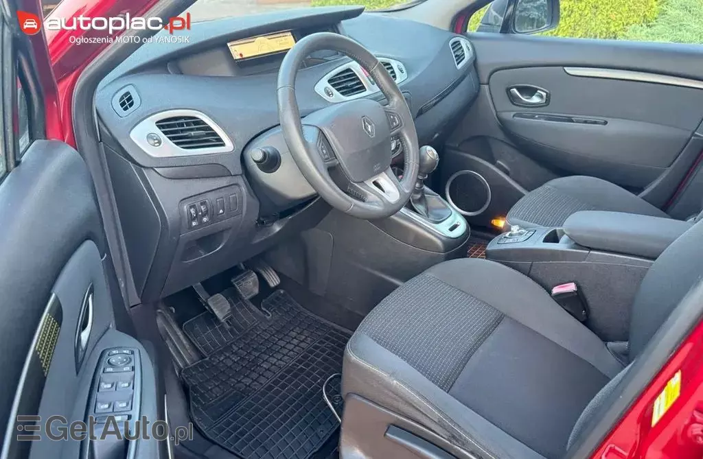 RENAULT Scenic 