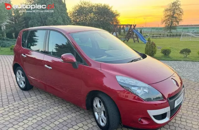 RENAULT Scenic 