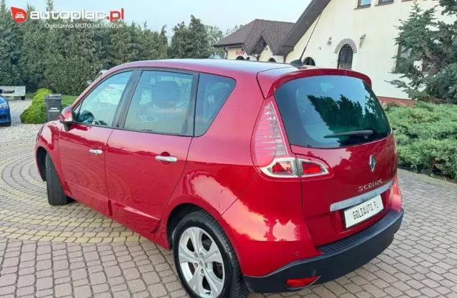 RENAULT Scenic 