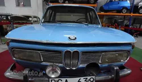 BMW 2000 