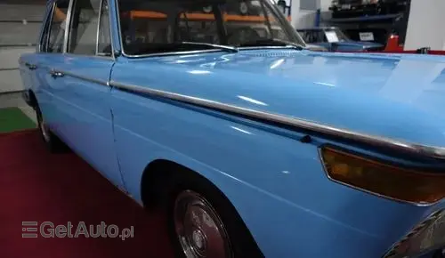 BMW 2000 